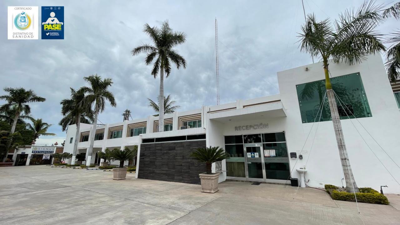 Hotel Maioris Navolato San Pedro  ภายนอก รูปภาพ