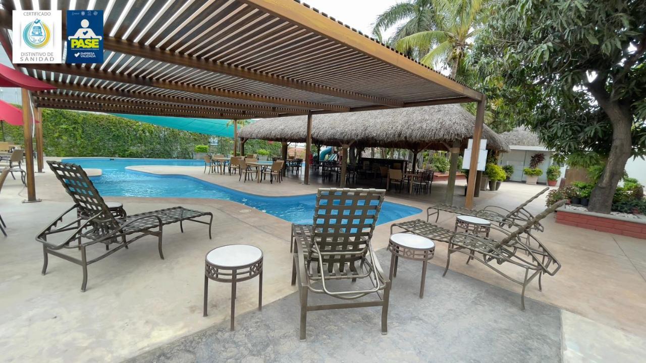 Hotel Maioris Navolato San Pedro  ภายนอก รูปภาพ