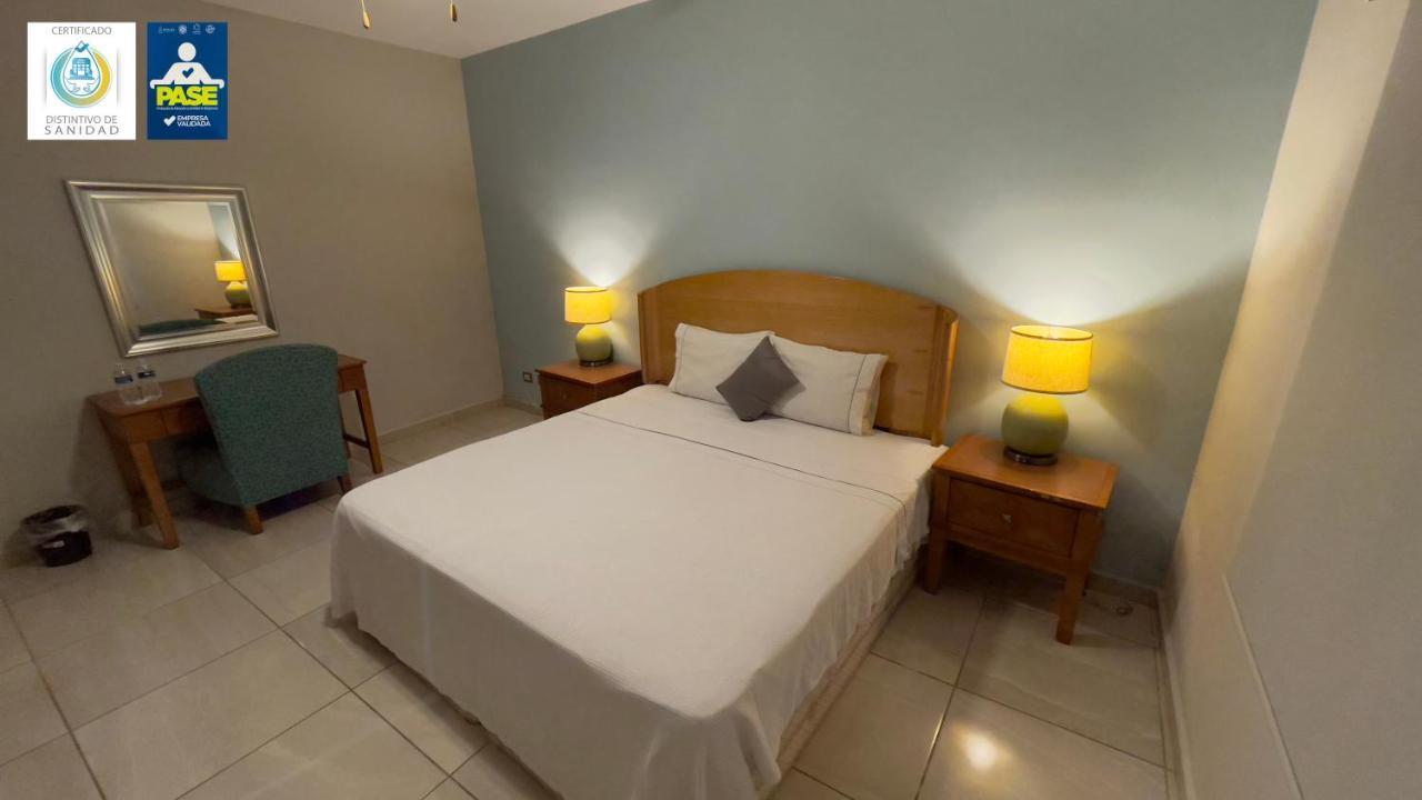 Hotel Maioris Navolato San Pedro  ภายนอก รูปภาพ