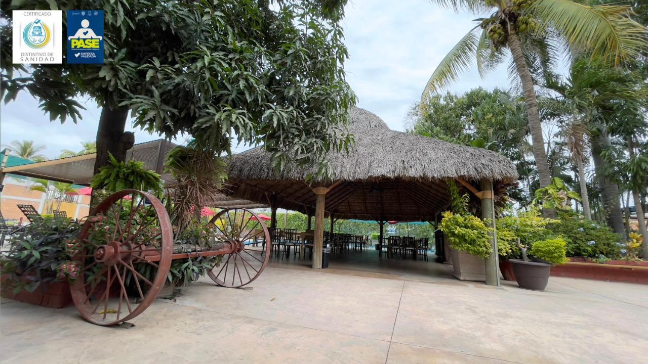 Hotel Maioris Navolato San Pedro  ภายนอก รูปภาพ