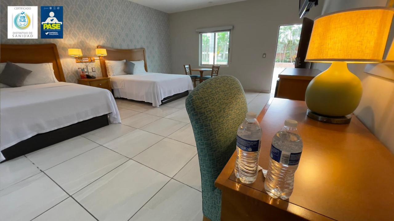 Hotel Maioris Navolato San Pedro  ภายนอก รูปภาพ